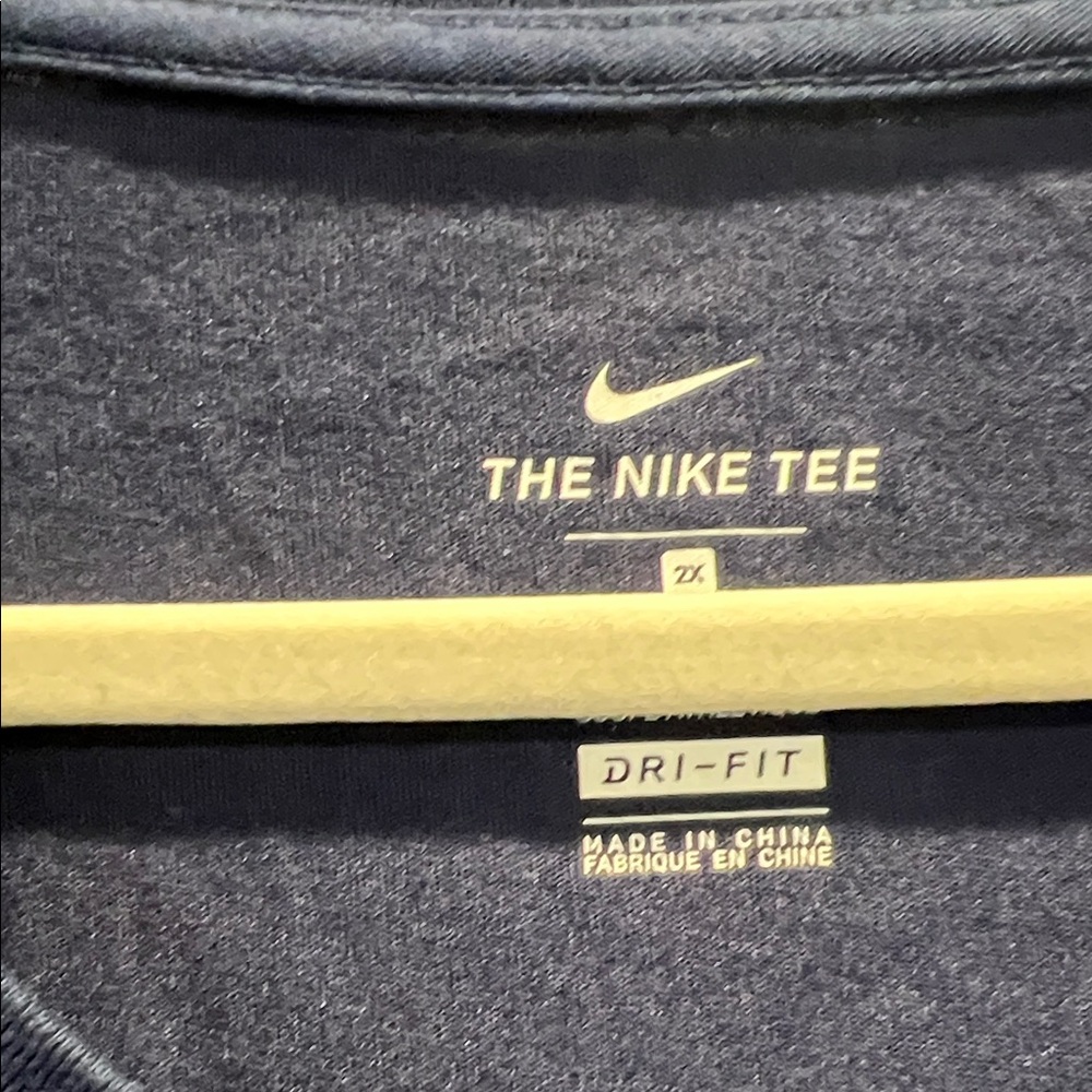 Nike Navy Blue Tee with White Logo - Picture 2 of 6